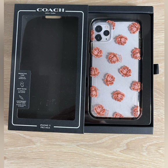Coach iPhone case - Picture 2 of 2